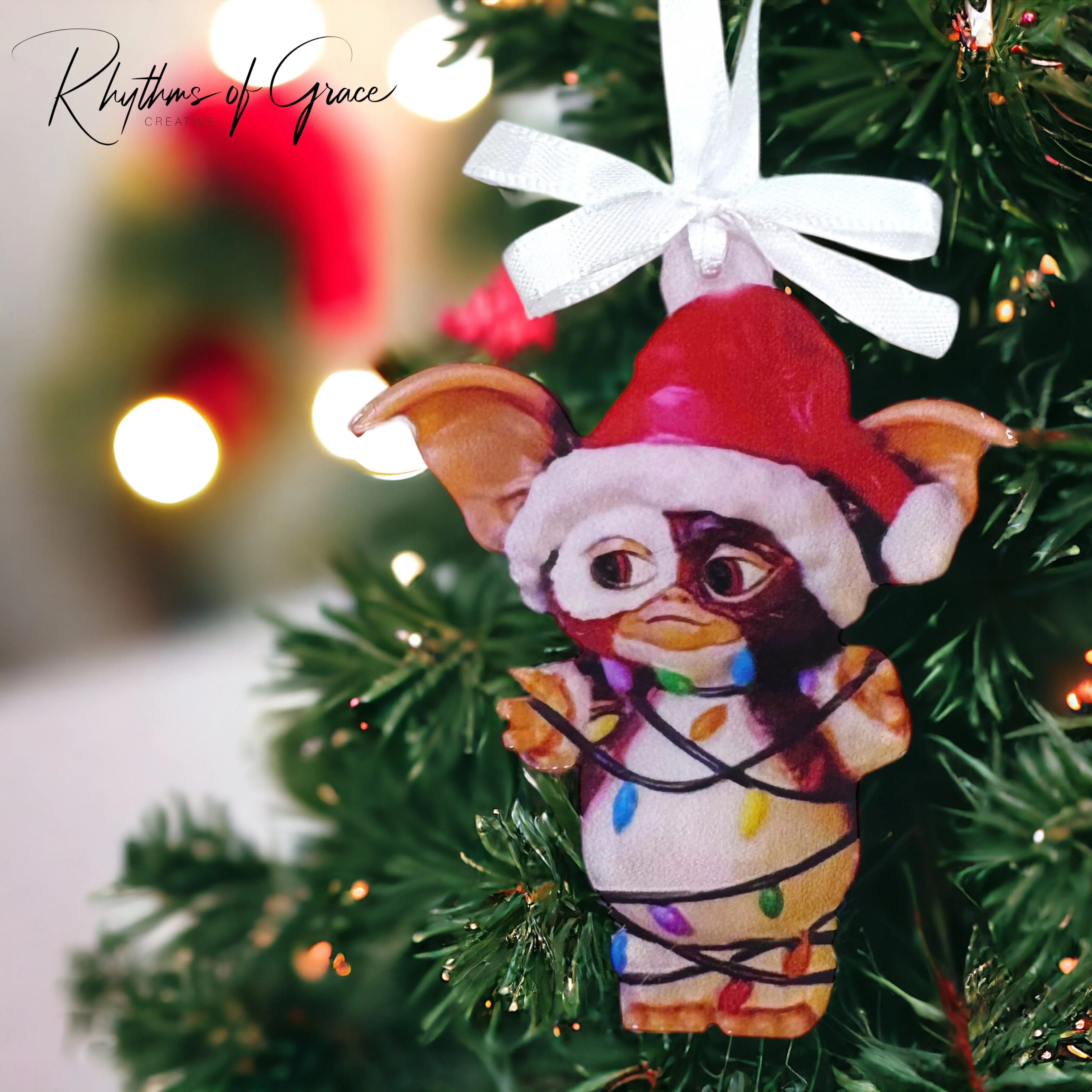 Gizmo's Holiday Magic: Irresistible Gremlins Christmas Ornament!