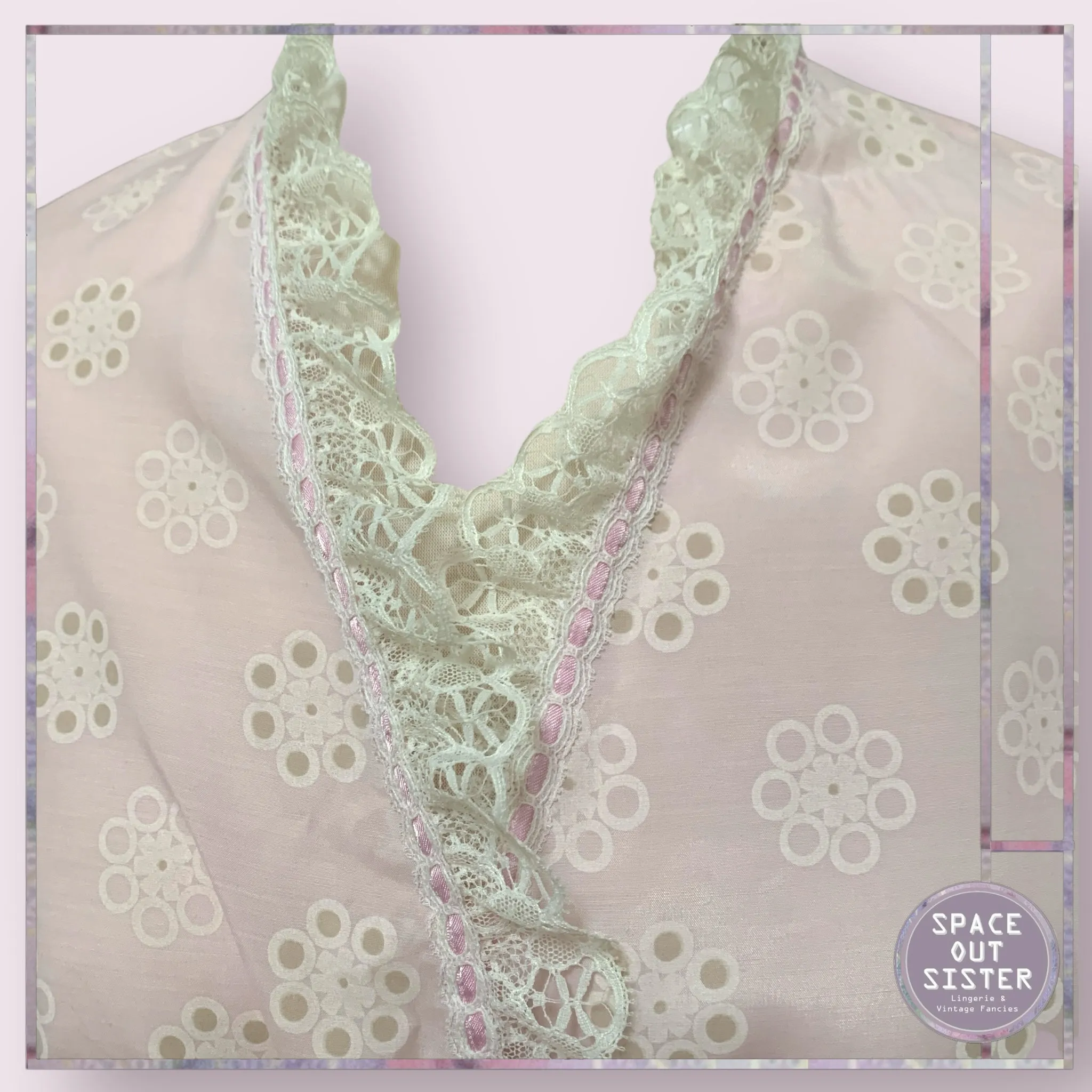 Vintage Lingor Robe